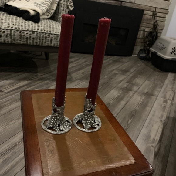 Vintage pewter candle stick holders. - Picture 4 of 8